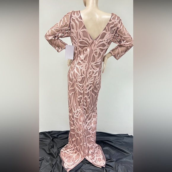 JS collections modern soutache 3/4 sleeves V-Back long dress - Picture 12 of 13